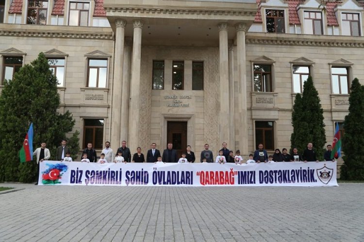 İcra hakimiyyəti şəhid övladlarını "Qarabağ"ın oyununa göndərdi