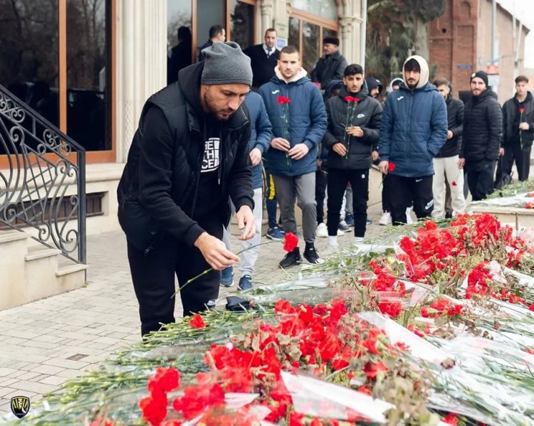 "Dostlarımla yığışıb qardaş ölkəyə yardım göndərmişik" - KAPİTAN