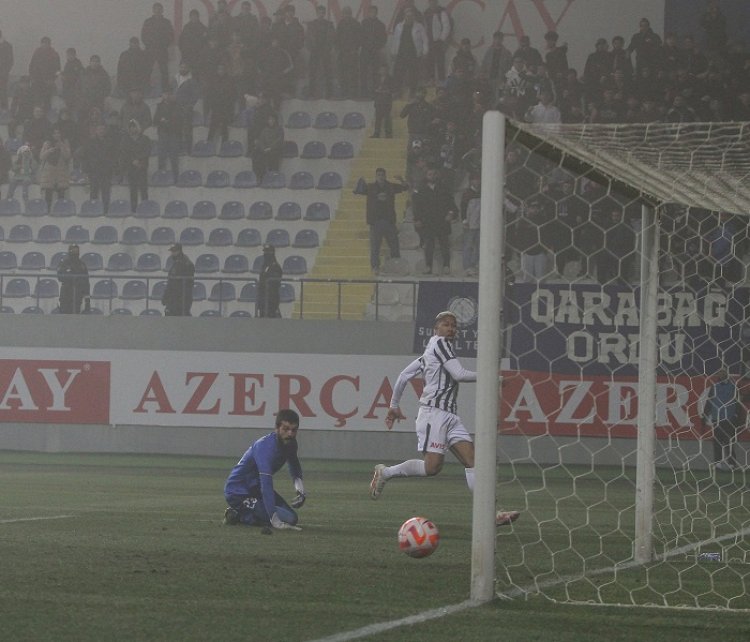 AFFA "Qarabağ"ın qapıçısı Luka Quqeşaşvilini üç oyunluq cəzalandırdı