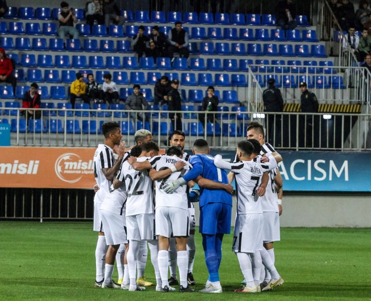 "Neftçi"nin futbolçusu təcavüzkar davranışına görə cəzalandırıldı