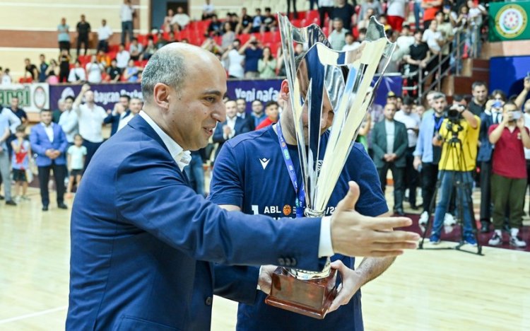 Emin Əmrullayev: "Bəzi futbol klubları basketbol komandası yaratmaq istəyir"