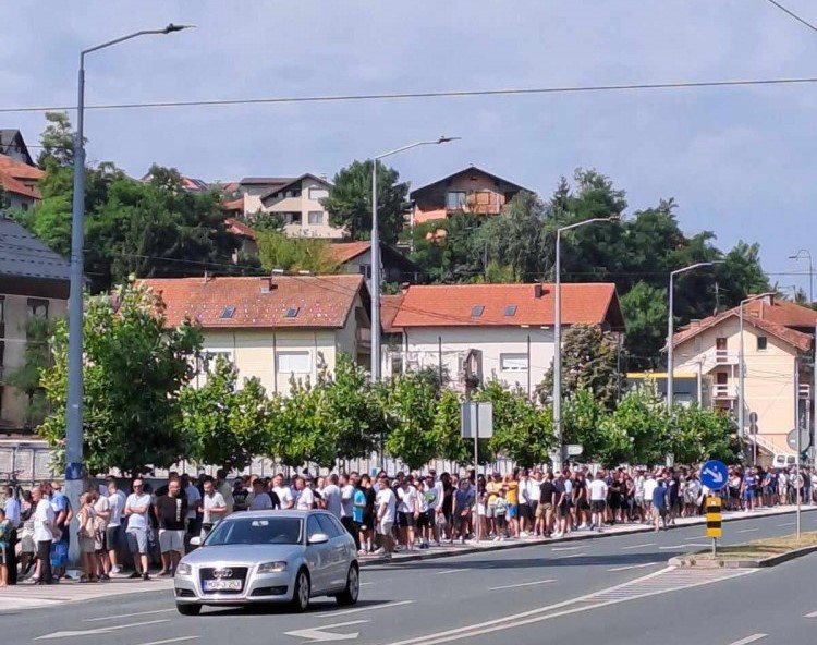 "Neftçi" üçün tıxac yarandı - FOTO