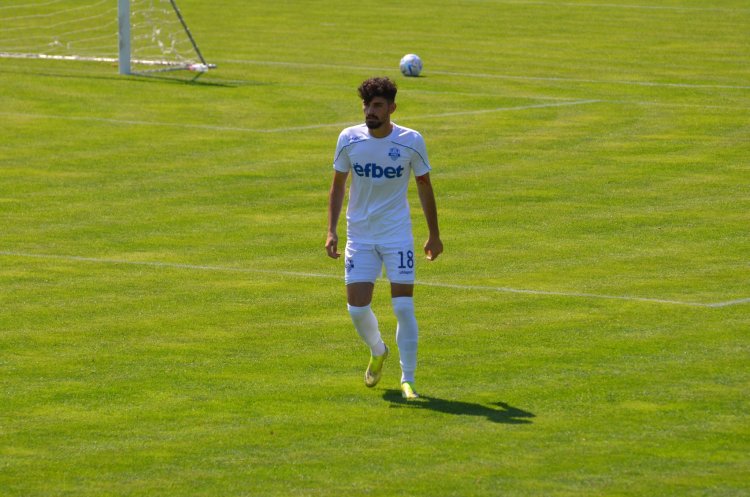 Azərbaycanlı futbolçu Bolqarıstan klubunda ilk qolunu vurdu