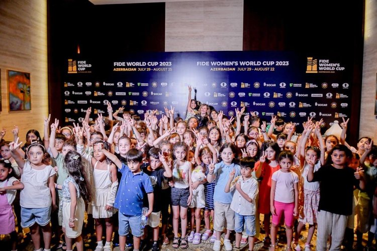 Bakıda FİDE və AŞF-nin təşkilatçılığı ilə 100 lövhədə turnir keçirilib