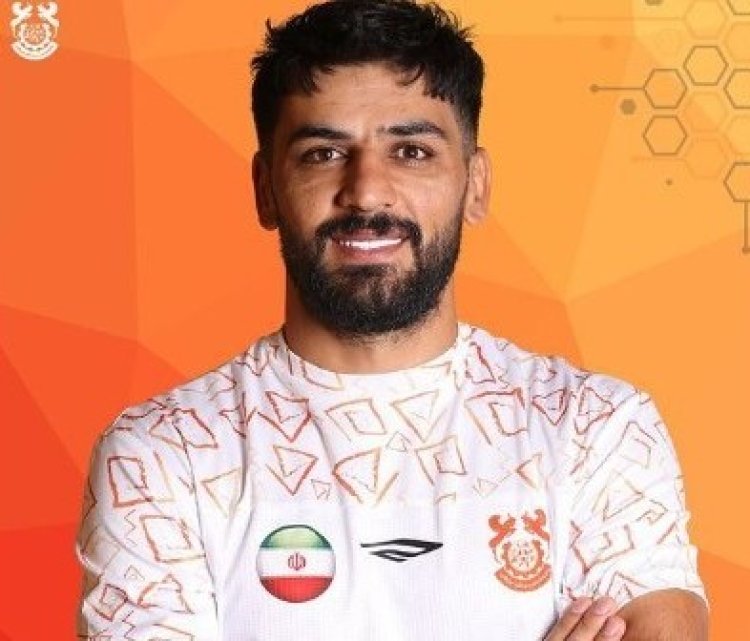Azərbaycandan ayrılan futbolçu İran klubunda oynayacaq - RƏSMİ