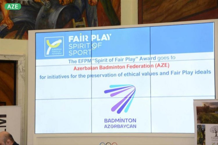 Azərbaycan Badminton Federasiyası mükafatlandırılıb