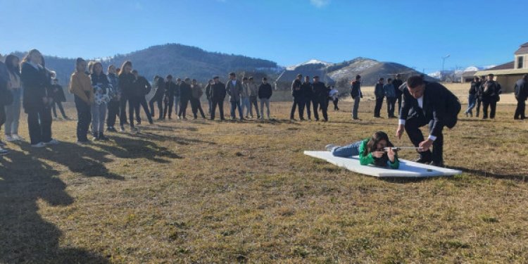 Məktəblilər arasında güllə atıcılığı üzrə idman tədbiri keçirilib