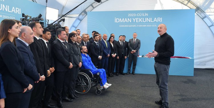 Prezident İlham Əliyev 29 idman mütəxəssisi və idmançıya ev verib