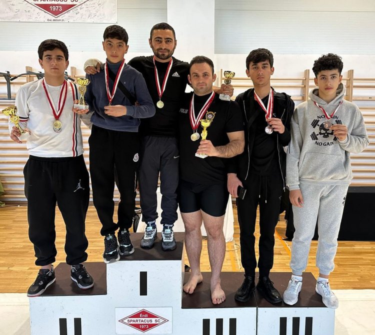 Azərbaycan idmançıları Macarıstanda 11 medal qazanıblar