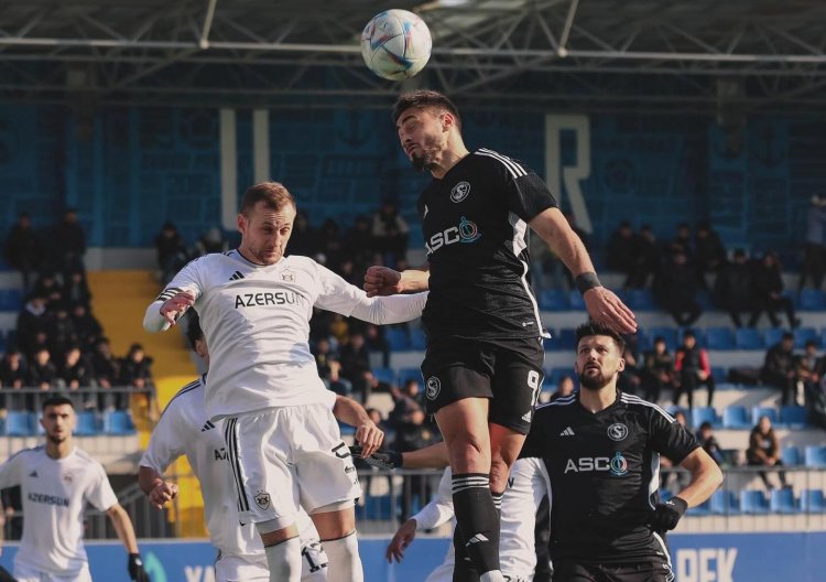 4 penaltinin təyin edildiyi dramatik matçı "Qarabağ" qazanıb - VİDEO 