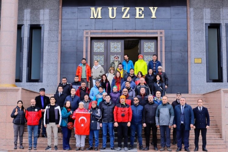 Tükiyəli alpinistlər Xocalı faciəsi qurbanları və Vətən müharibəsi şəhidlərinin xatirəsini yad ediblər