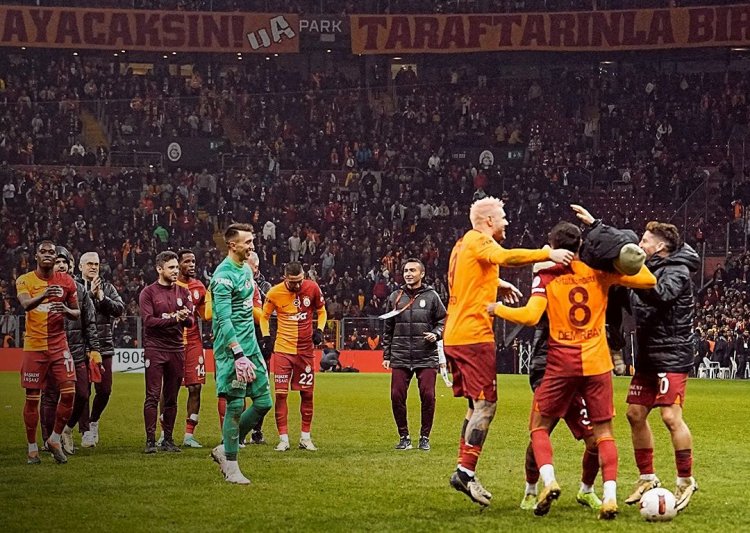 "Qalatasaray"ın ev oyununda qapılara 8 qol vurulub - VİDEO 