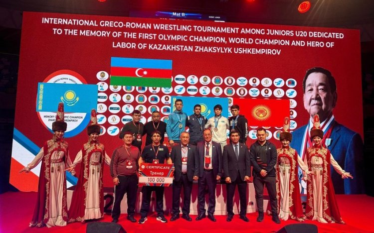 Azərbaycan güləşçiləri Qazaxıstan turnirində 10 medal qazanıblar