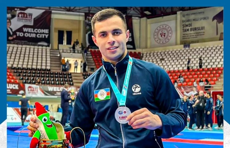 Karateçimiz Antalyada Premyer Liqanı bürünc medalla başa vurub