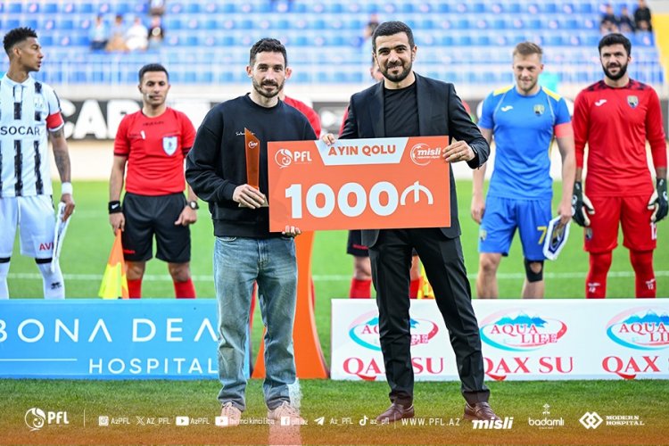 Peşəkar Futbol Liqası "Kəpəz"in legionerini mükafatlandırıb