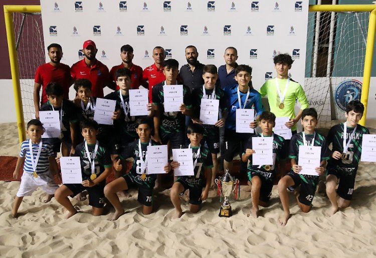   Azərbaycan çempionatı: Çimərlik futbolu üzrə turnir başa çatıb