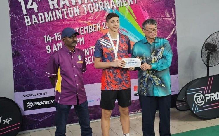 Azərbaycan badmintonçusu Malayziyada bürünc medal qazandı