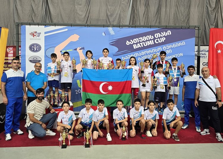   Badmintonçularımız Batumi turnirindən 16 medalla qayıtdılar