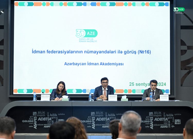 Fərid Qayıbov federasiyaların nümayəndələri ilə görüşdü