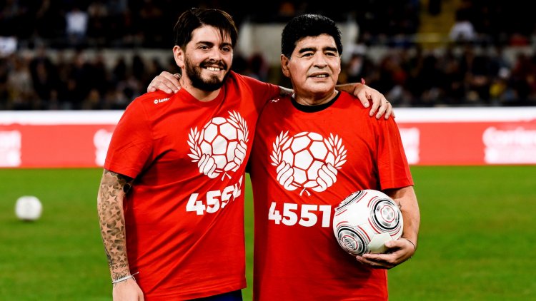   Maradona 5-ci Liqa klubu ilə 1 mövsümlük müqavilə bağladı