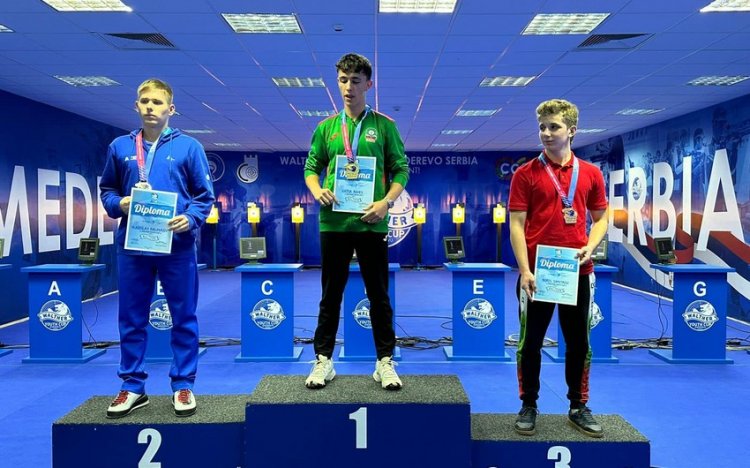  İdmançımız “Walther Youth Cup” turnirində gümüş medal qazandı