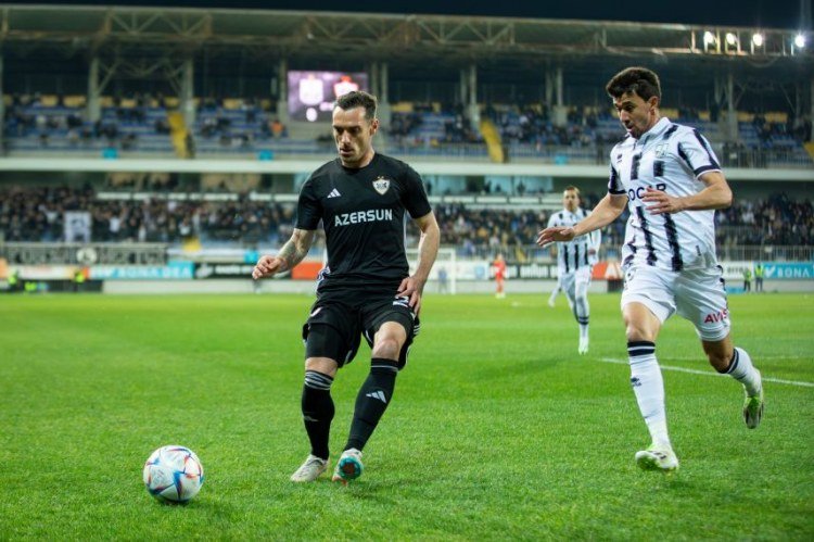 APL-də 15-ci tur: "Neftçi" - "Qarabağ" duelinin biletləri satışa çıxarıldı