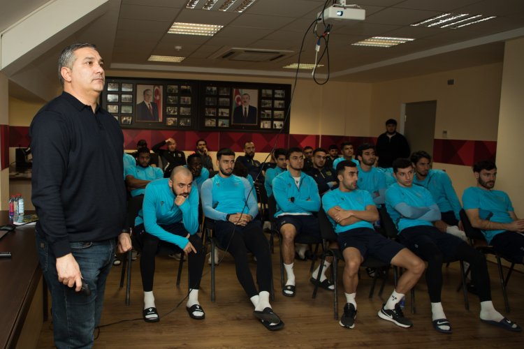  "Sumqayıt"ın məşqçi və futbolçu heyəti üçün seminar təşkil edildi